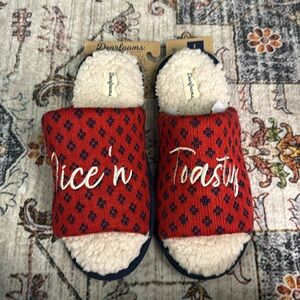 Dearfoams "Nice'n Toasty" Slippers